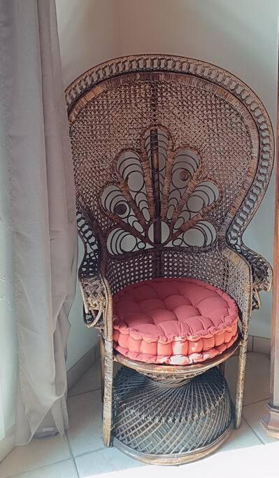 Sous Le Chateau Montaut  ภายนอก รูปภาพ
